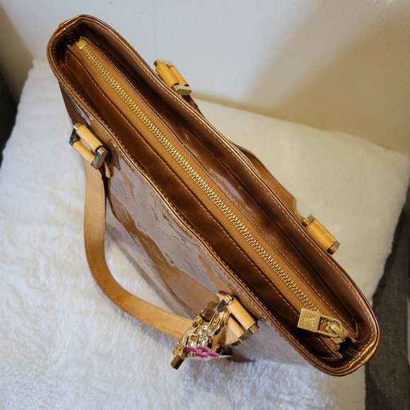 Louis Vuitton Bronze Leather Monogram Vernis Houston Tote Bag - Picture 11 of 15